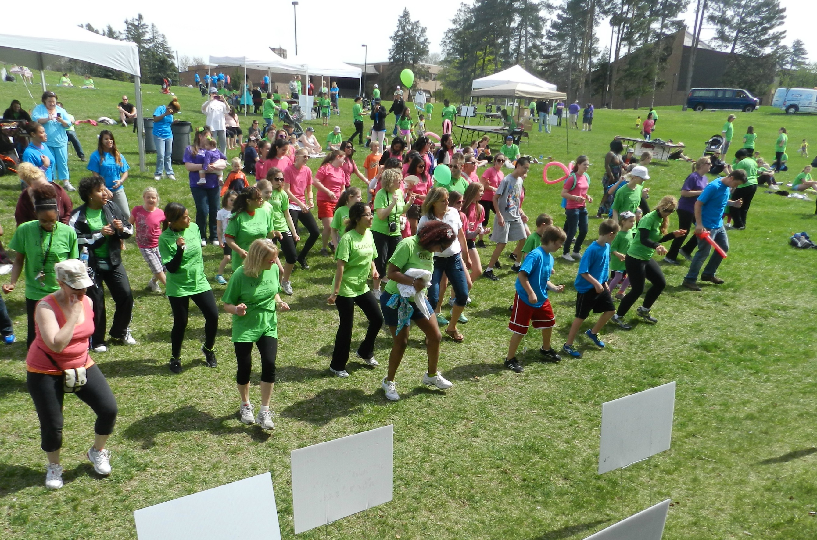 Genisys Credit Union Walks to End Hunger
